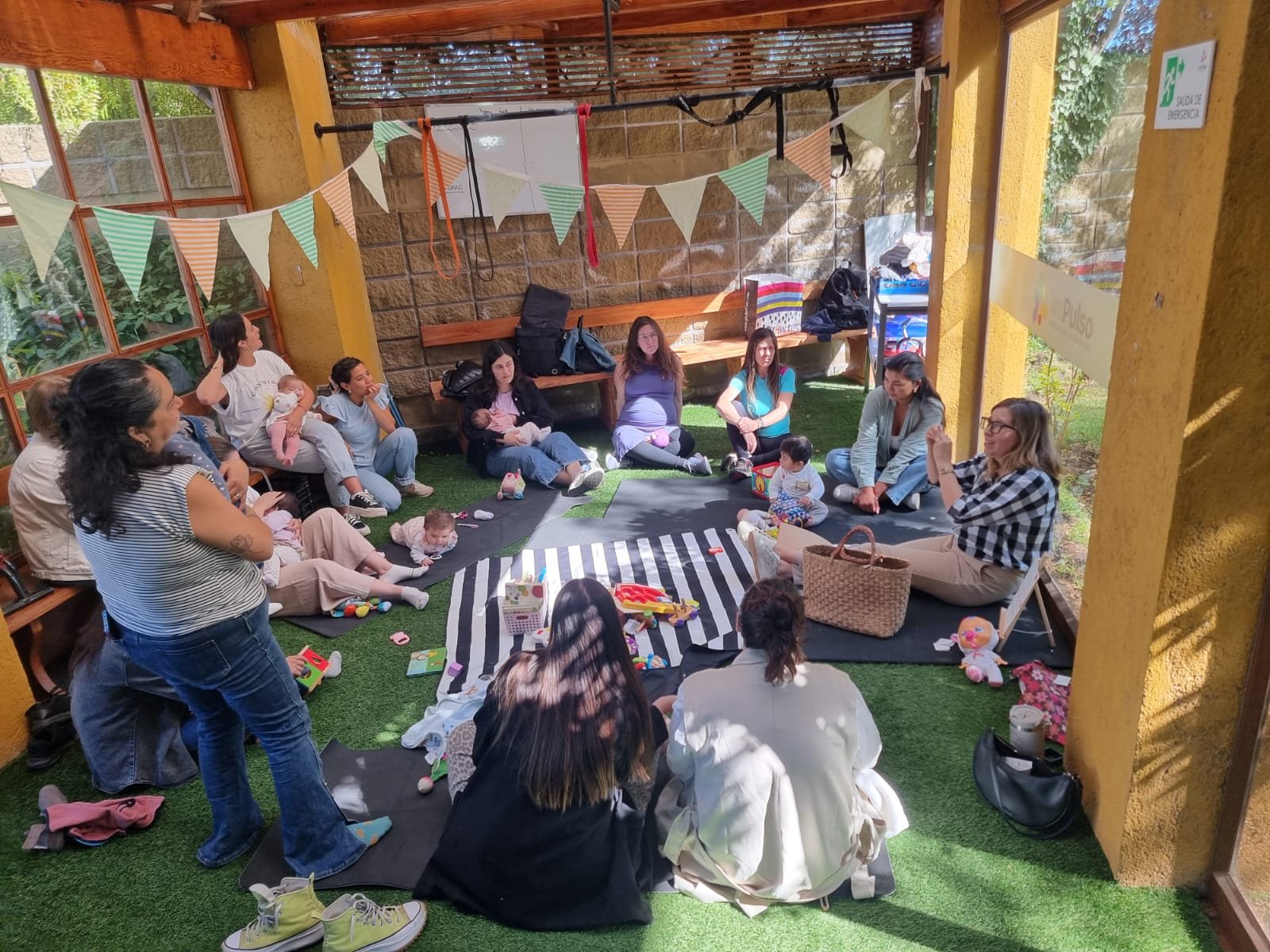 Círculo de apoyo para embarazadas y mamás con bebés